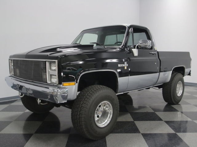 SLICK PAINT, UPGRADED 350CI, 700R4, POWER WINDOWS & LOCKS, VERY CLEAN SHORT BED 1985 Chevrolet K-10