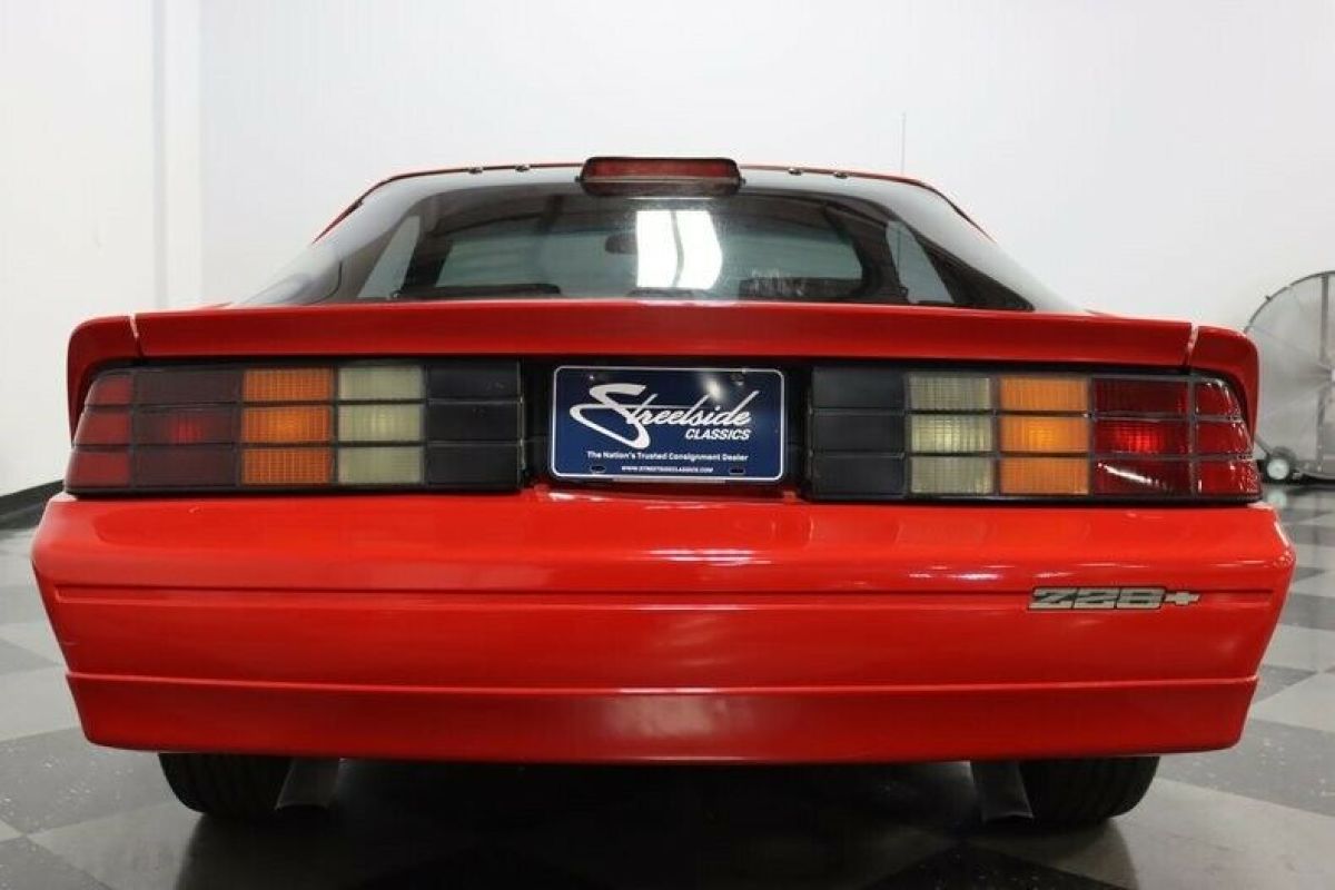 1986 Chevrolet Camaro Z/28 - photo 12