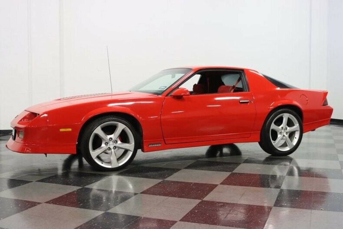 1986 Chevrolet Camaro Z/28 - photo 7