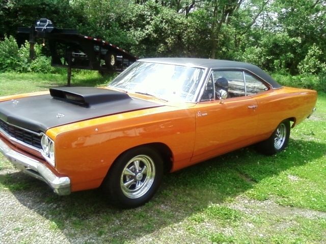 1968 Plymouth Road Runner Road Runner