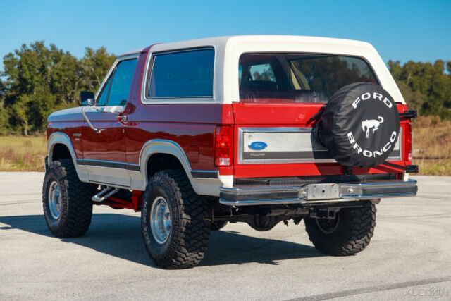 1986 Ford Bronco XLT - (Fully Restored) - photo 7