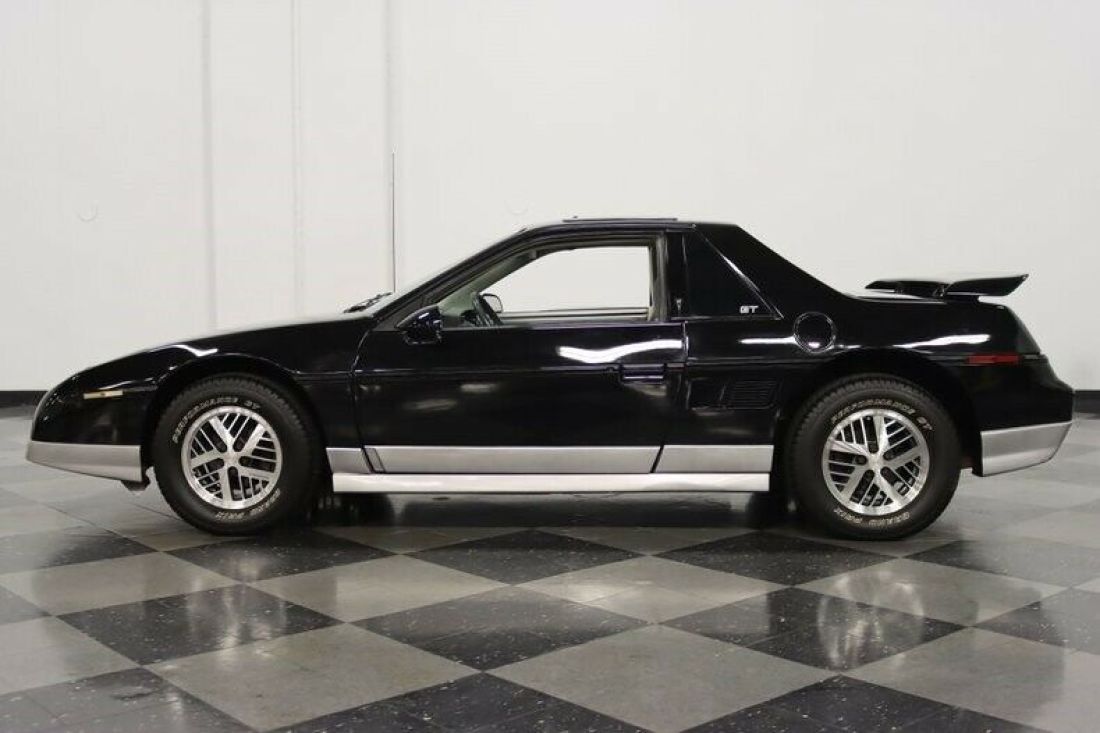 1985 Pontiac Fiero GT - photo 8