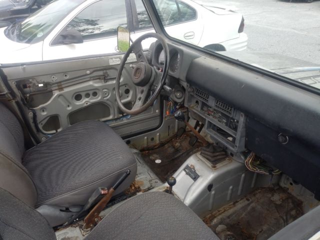 1984 Suzuki Samurai SJ-410 - photo 5
