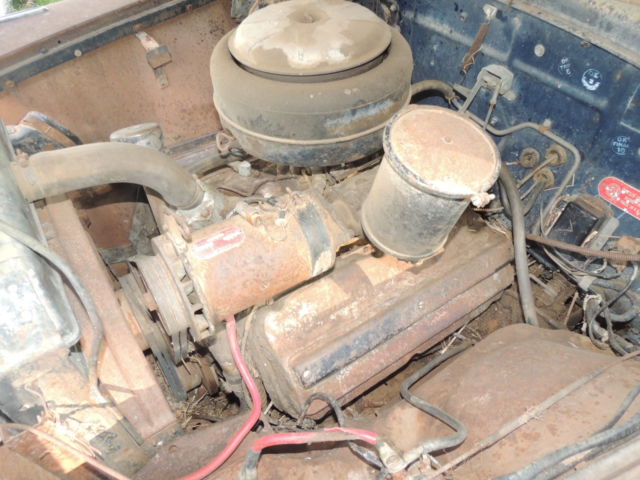 1952 Chrysler Saratoga parts or builder - photo 2