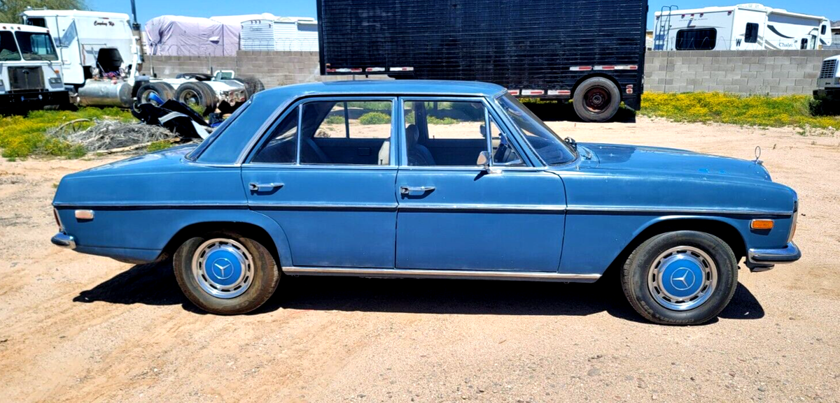 1969 Mercedes-Benz 220d Diesel 115 200 Series - photo 7