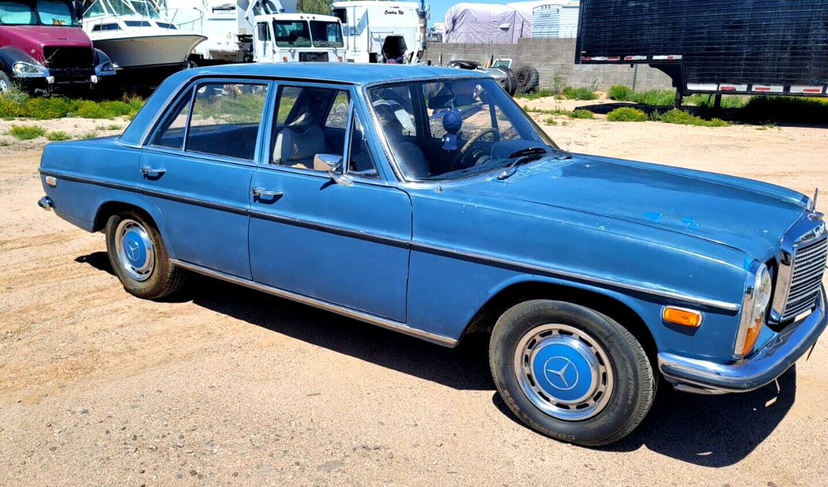 1969 Mercedes-Benz 220d Diesel 115 200 Series - photo 8