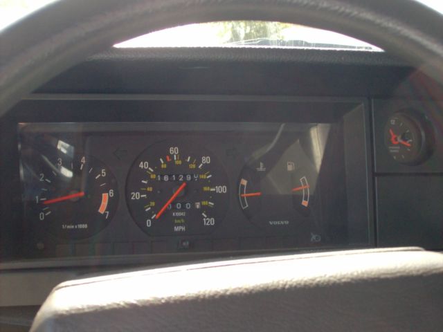 1991 Volvo 240 DL - photo 11