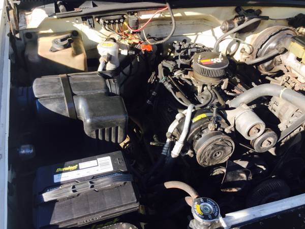1993 GMC Suburban SLE - photo 7