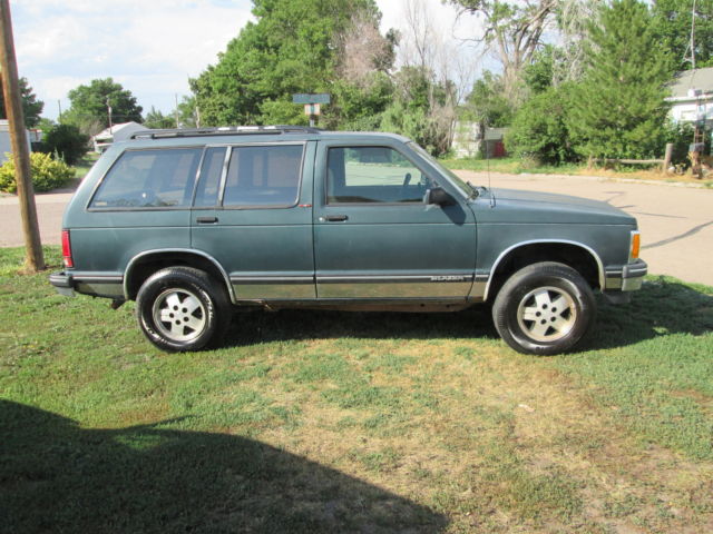 SOLID 1994 Chevy S10,4x4,4 doors,Almost new tires,oil changed every 2k 1994 Chevrolet Blazer