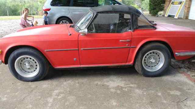 Solid A/C, overdrive triumph tr6, restoration candidate, Red! 1974 Triumph TR-6