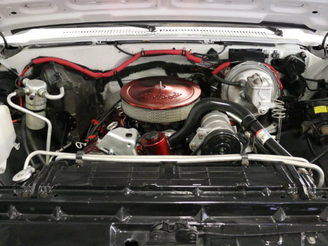 1986 Chevrolet C20 Camper Special - photo 4