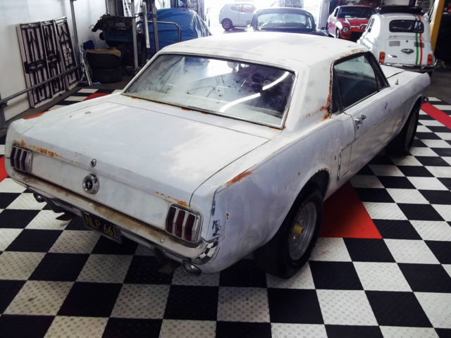1965 Ford Mustang Coupe - photo 4
