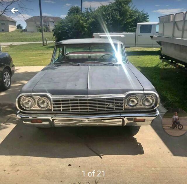SOLID Engine and transmission in this 1964 Impala. You can drive it home!!! 1964 Chevrolet Impala Base