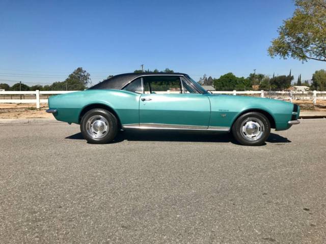 1967 Chevrolet Camaro RS - photo 2