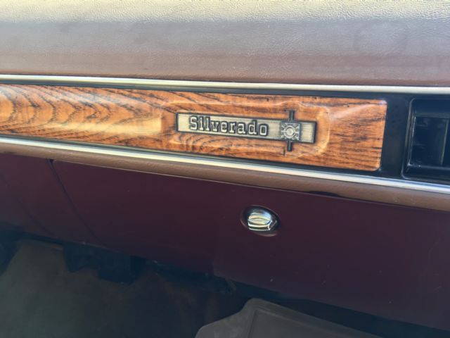 1977 Chevrolet C/K Pickup 2500 C20 Quad, Crew Cab - photo 9