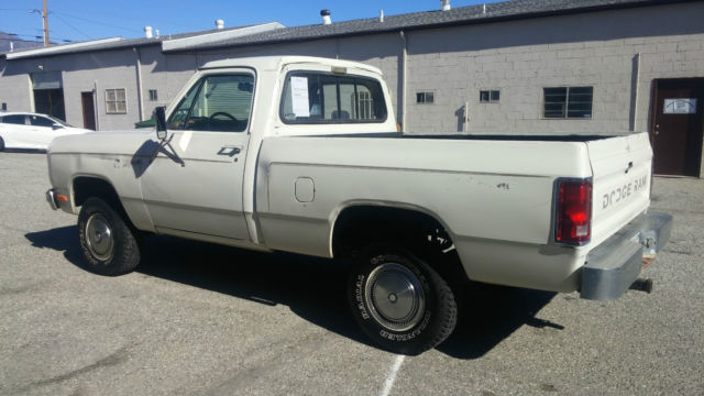 1985 Dodge Power Wagon Prospector 4x4 - photo 8