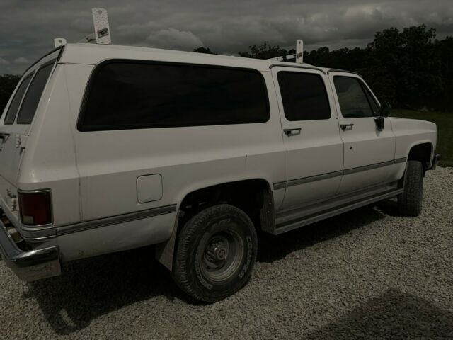 1988 GMC Suburban V1500 - photo 3