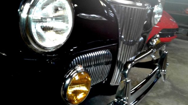 1941 Ford Super DeLuxe Convertible - photo 12