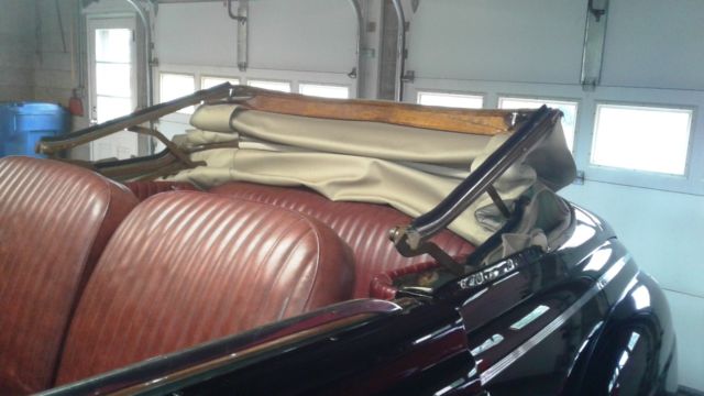 1941 Ford Super DeLuxe Convertible - photo 9