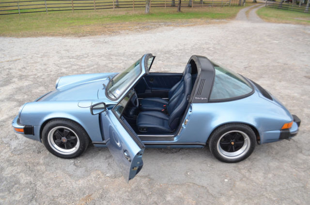 1986 Porsche 911 Carrera Convertible 2-Door - photo 10