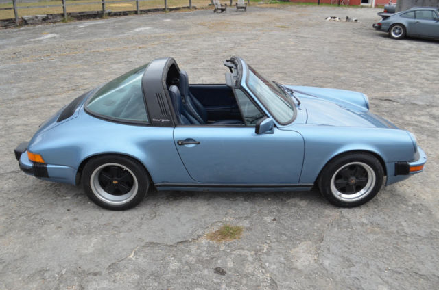 1986 Porsche 911 Carrera Convertible 2-Door - photo 6