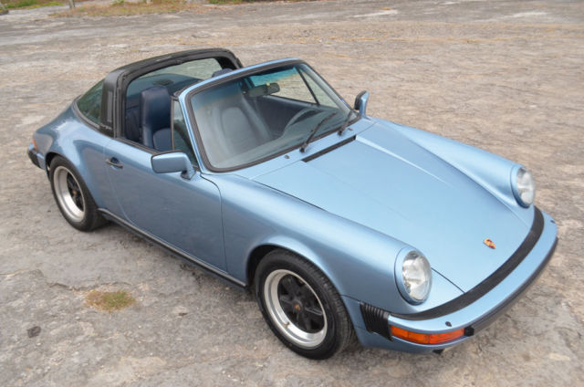 1986 Porsche 911 Carrera Convertible 2-Door - photo 7