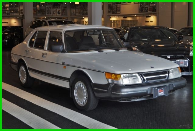 Southern California Rust Free / 5 Speed/ Cold A/C/ Perfect Headliner/Good Clutch 1987 Saab 900 S