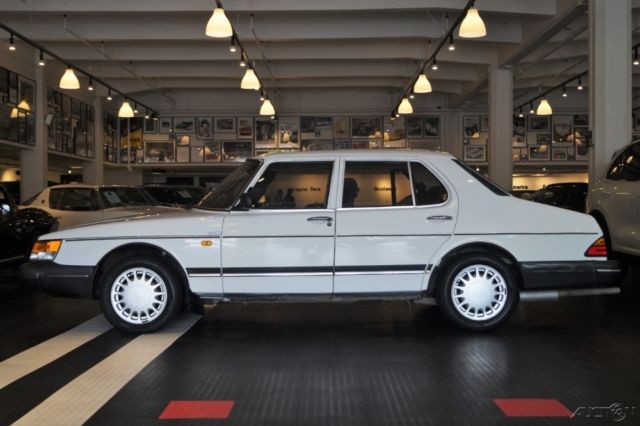 1987 Saab 900 S - photo 4