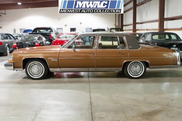 SOUTHERN CAR~BROUGHAM~RARE COLOR COMBO~CLEAN~WOW~ONLY 35K MLS~ 1983 Cadillac Fleetwood Brougham Sedan 4-Door