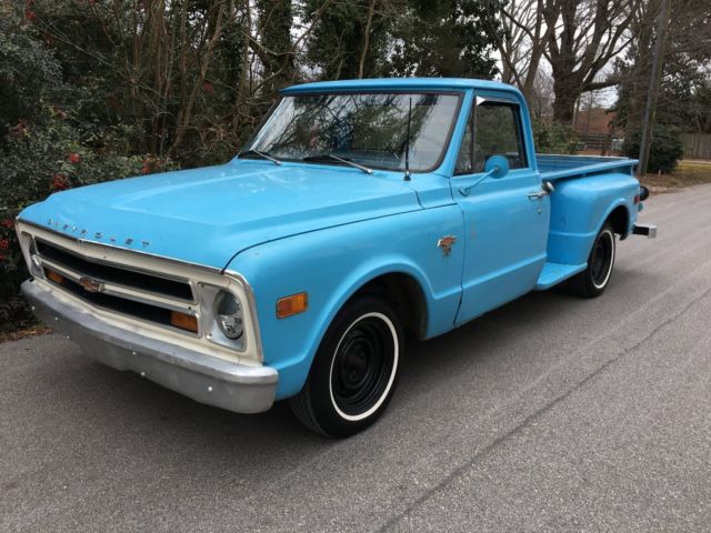 Southern Truck : Barn Find : 350 Engine : Automatic : Wood Bed : Big Back Window 1968 Chevrolet C-10