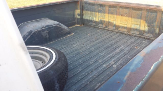 1985 GMC Sierra Base Standard Cab Pickup 2-Door - photo 5