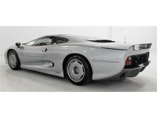 1993 Jaguar XJ220 Coupe - photo 8
