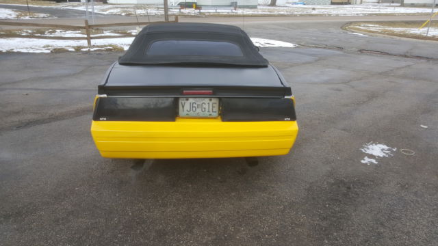 1987 Chevrolet Camaro convertible - photo 4