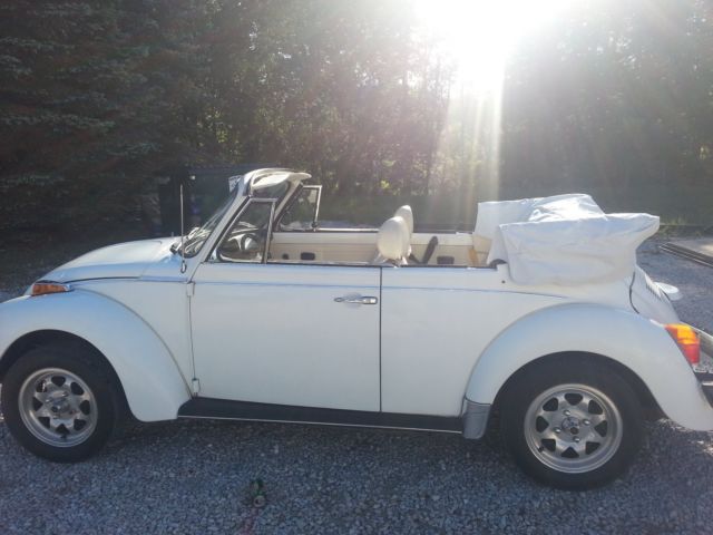 Special Edition Triple White Volkswagen Beetle Classic Super Beetle Convertible 1977 Volkswagen Beetle - Classic