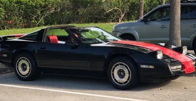 1984 Chevrolet Corvette BLACK on HELL/DEVIL RED - photo 2