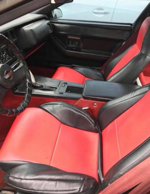 1984 Chevrolet Corvette BLACK on HELL/DEVIL RED - photo 5