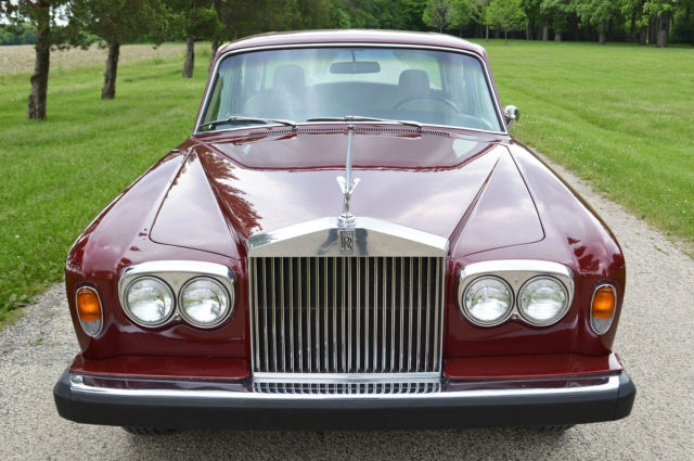 1973 Rolls-Royce Silver Shadow - 4 door sedan - photo 2