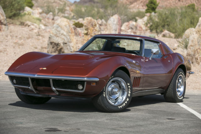 1969 Chevrolet Corvette 427ci/390hp 4 SPEED COUPE SPECTACULAR CONDITION - photo 2