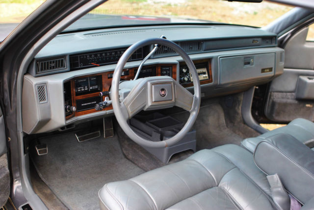 1989 Cadillac DeVille Coupe 51,082 Actual Miles! Looks & Drives Amazing! - photo 6