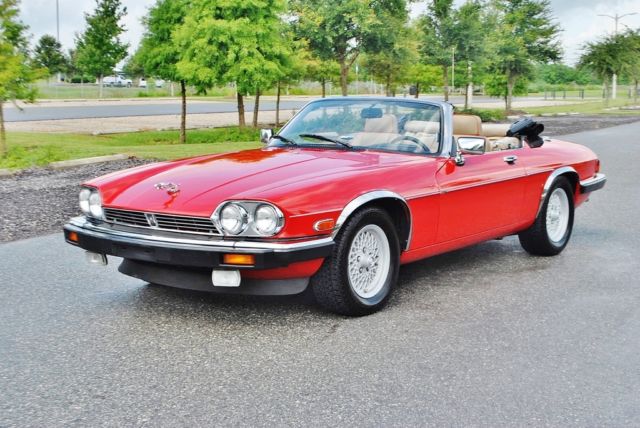 Spectacular original mint 1991 Jaguar XJS Convertible clasic 35,000 Actual Miles 1991 Jaguar XJS 1 of the best original xjs v-12 conv in country.