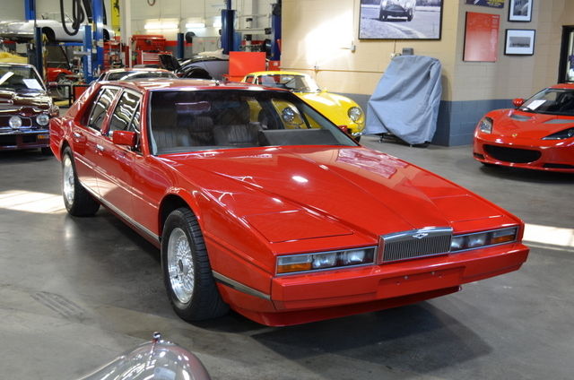 **SPECTACULAR SERIES 2 EXAMPLE **WELL MAINTAINED AND SERVICED 1983 Aston Martin Other Lagonda