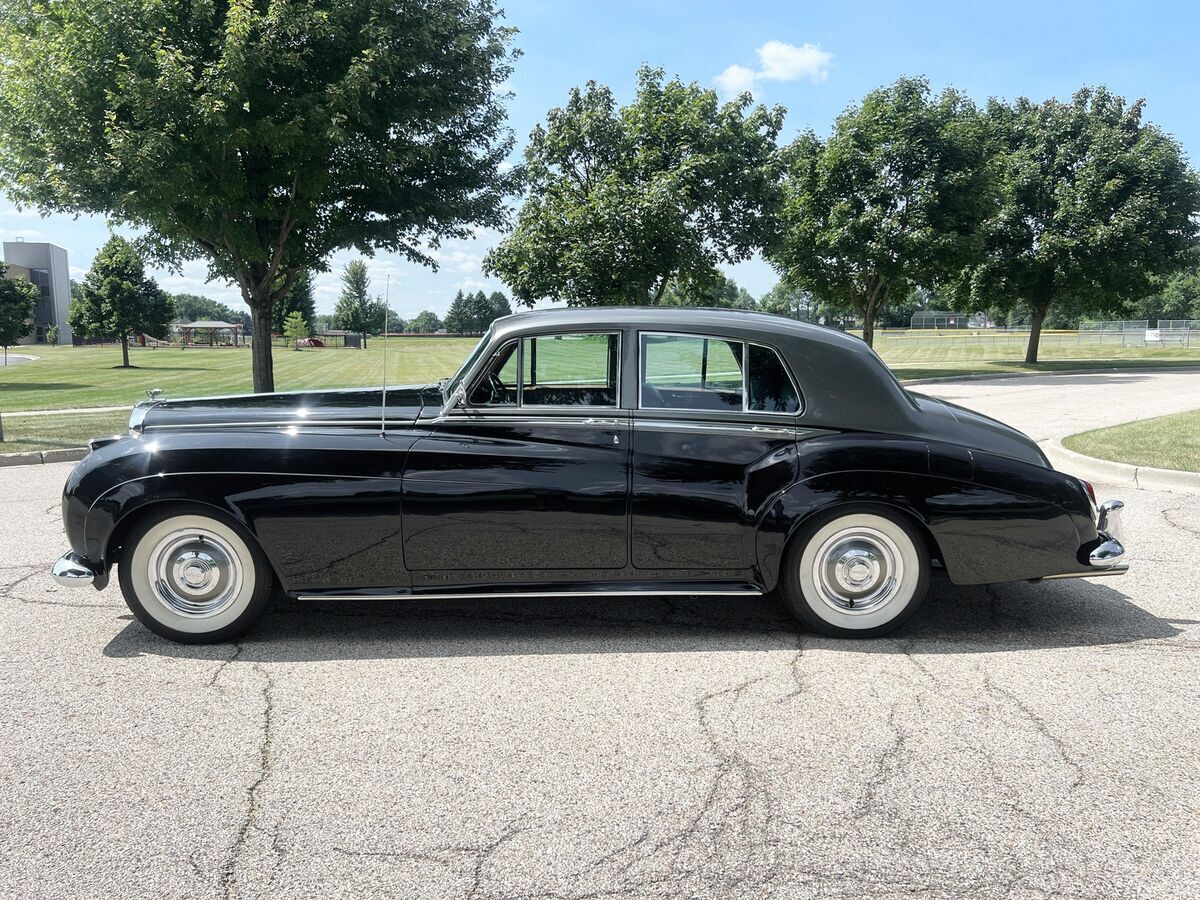 1958 Rolls-Royce Silver Cloud saloon - photo 10