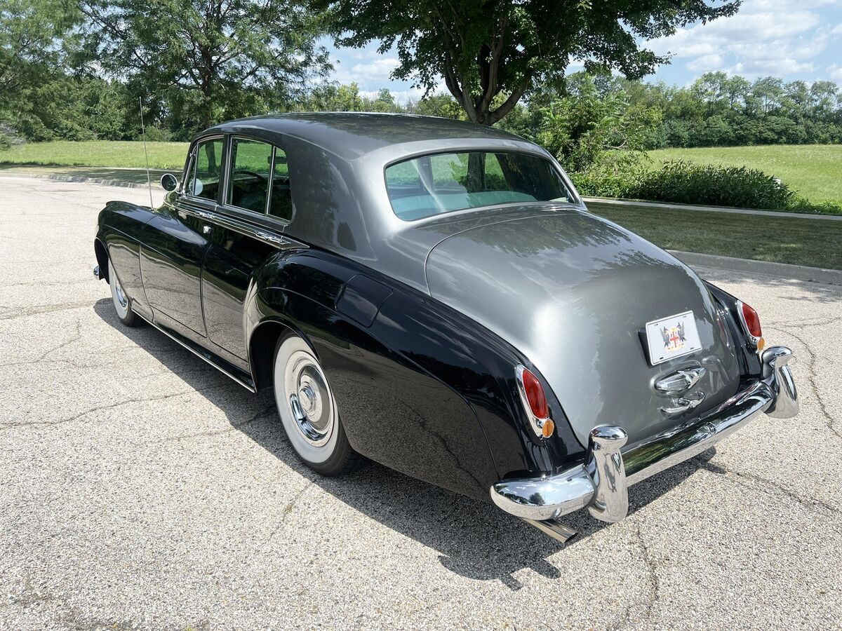 1958 Rolls-Royce Silver Cloud saloon - photo 13