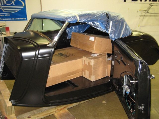 Speed33™ - All Steel Body 1933 / 1934 Ford Roadster / Cabriolet, Body Only 1933 Ford Speed33™ - All Steel 33/34 Roadster/Cabriolet, Body Only
