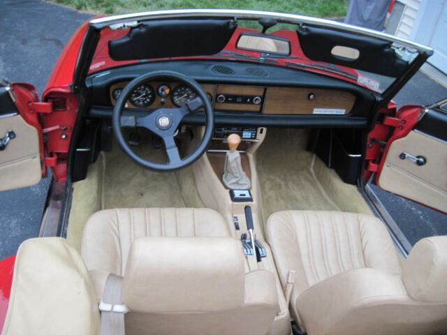 1982 Fiat 124 Spider - photo 12