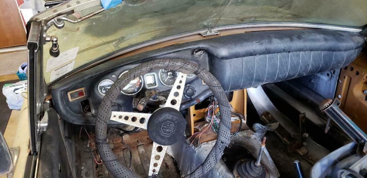 1970 MG MGB Convertible - photo 3