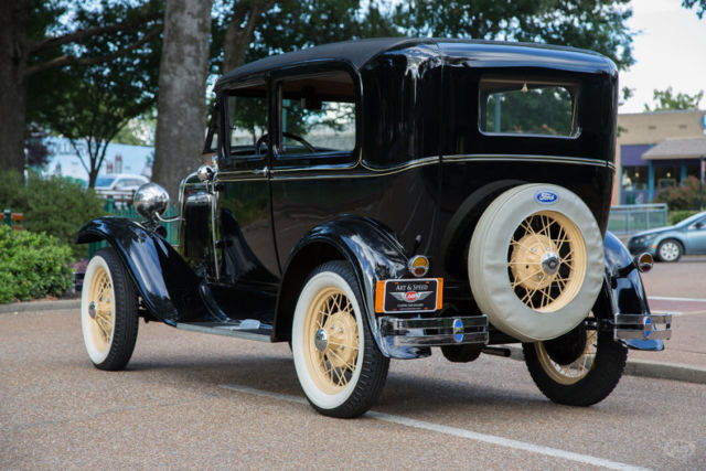 1931 Ford Model A Deluxe 2 Door Sedan - photo 3