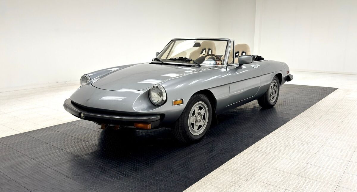 1982 Alfa Romeo Spider - photo 2