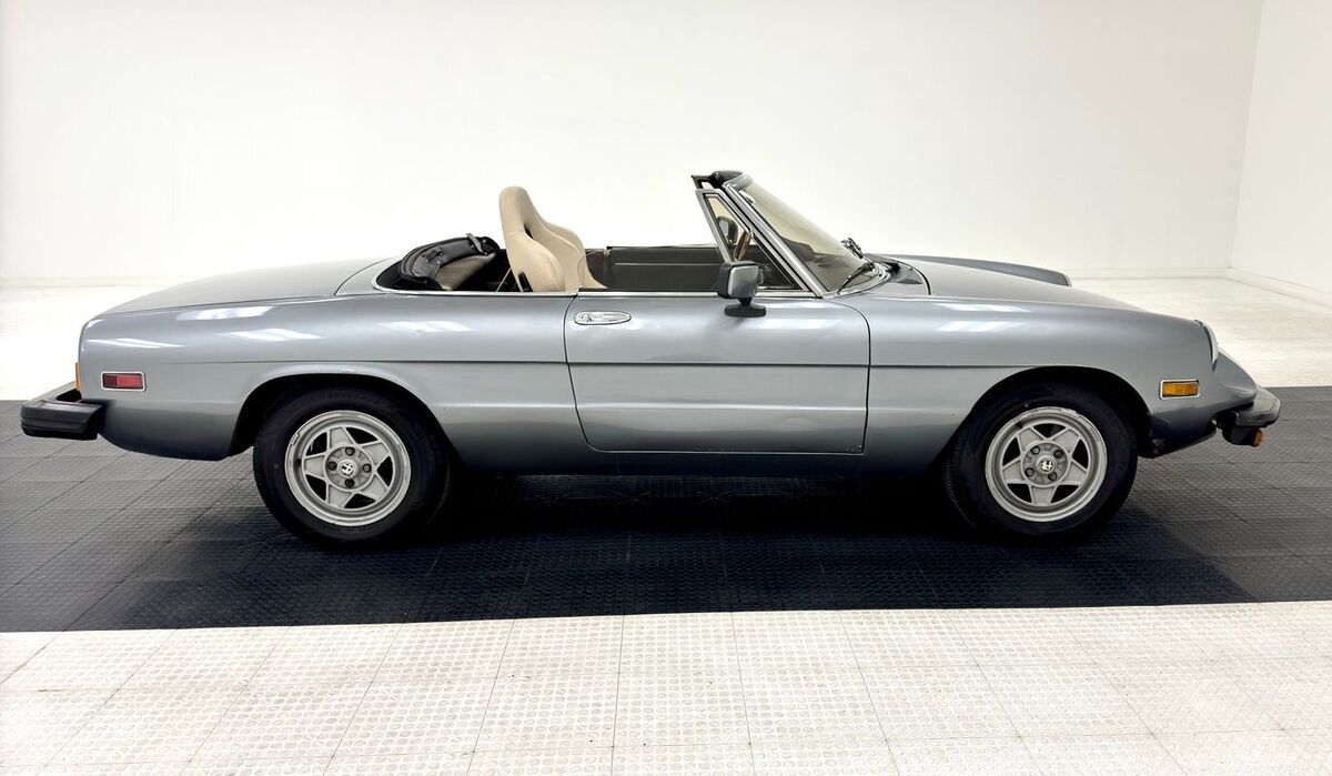 1982 Alfa Romeo Spider - photo 9