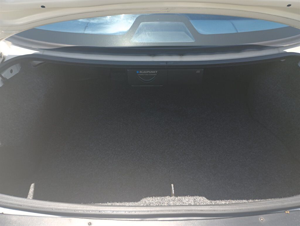 1990 Buick Reatta White 2 door Coupe - photo 11
